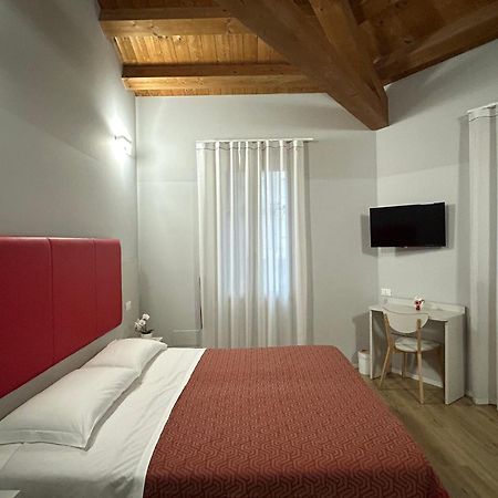 Laguna Blu Mestre Venezia ภายนอก รูปภาพ