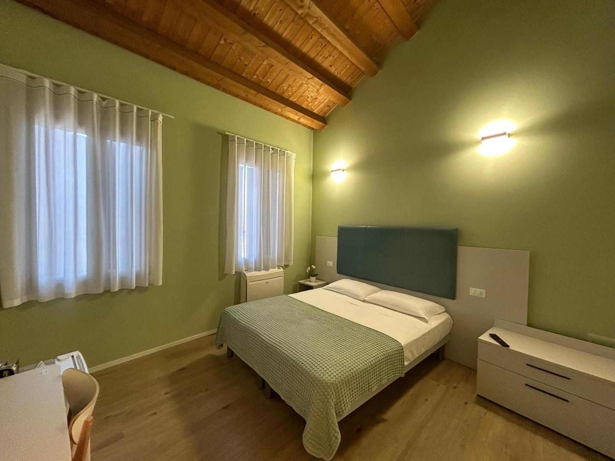 Laguna Blu Mestre Venezia ภายนอก รูปภาพ